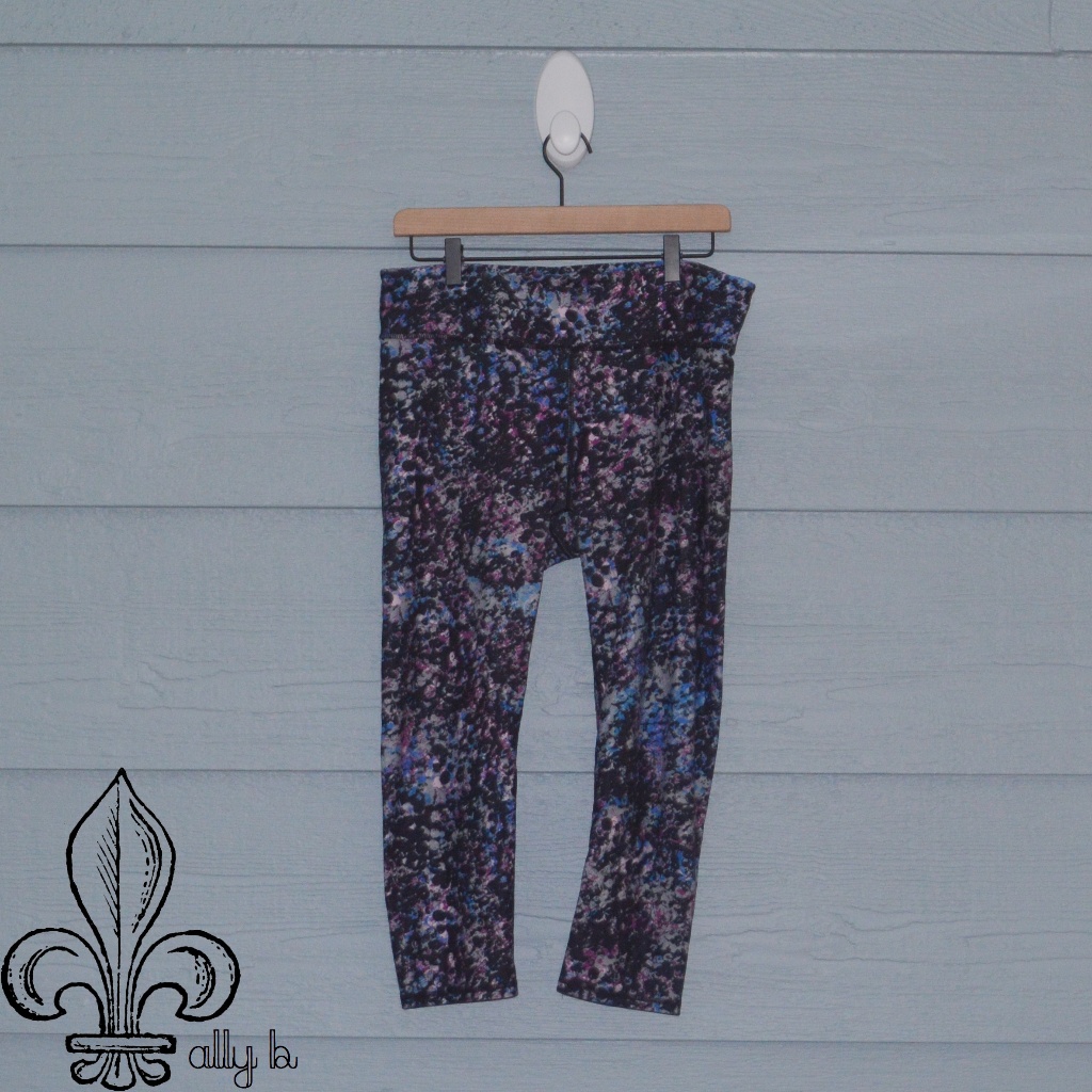 Fabletics Capri Legging